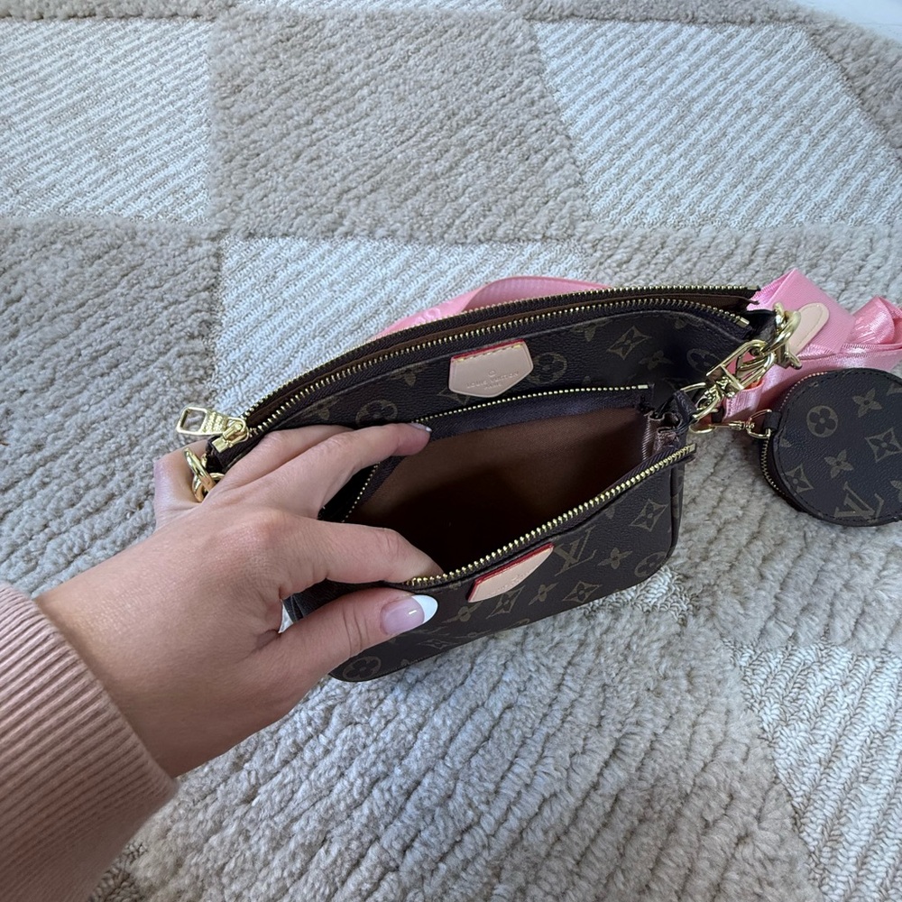 Cross Body - Picture 2 of 15